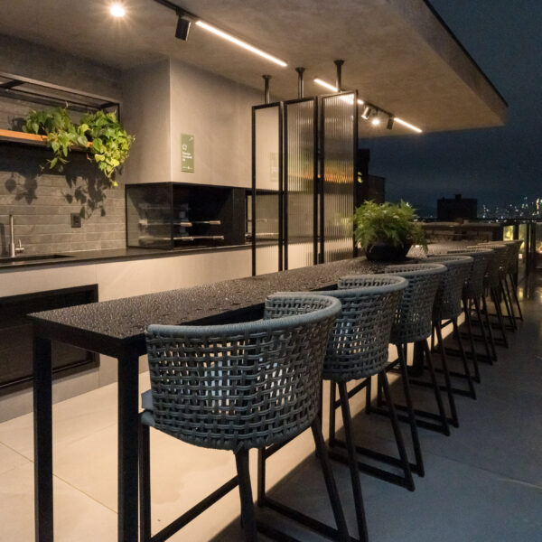 KMX CORAL WAY AREA EXTERNA