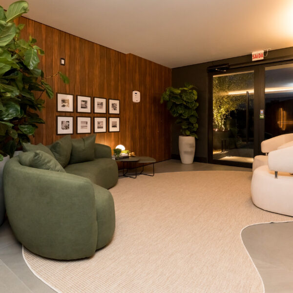 KMX CORAL WAY HALL